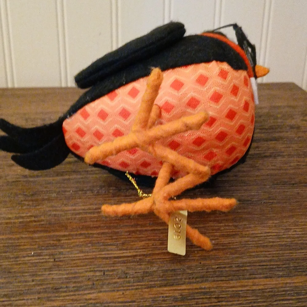 Target Spritz Hyde & EEK Fabric Bird Halloween Featherly Friends Tabletop